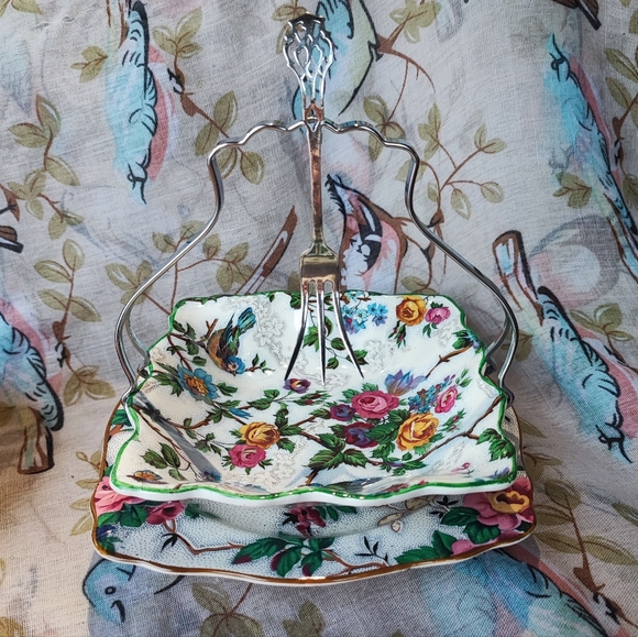 CROWN DUCAL Chintz ASCOT Pattern Tidbit Bowl Midwinter England Tidbit and Handle - Picture 2 of 11